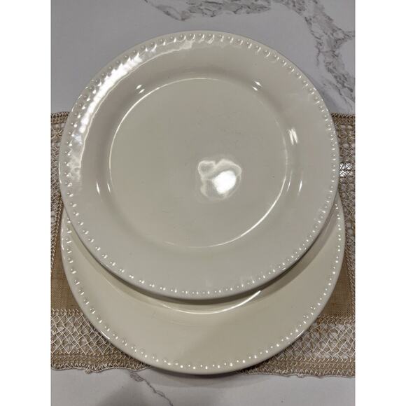 Gail Pittman Southern Living Hospitality 11 1/4" Cream Colored (2) Dinner Plates - Picture 9 of 9